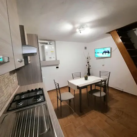 Feriehus La Torretta Delle Apuane