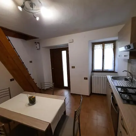 La Torretta Delle Apuane * Massa (Tuscany)